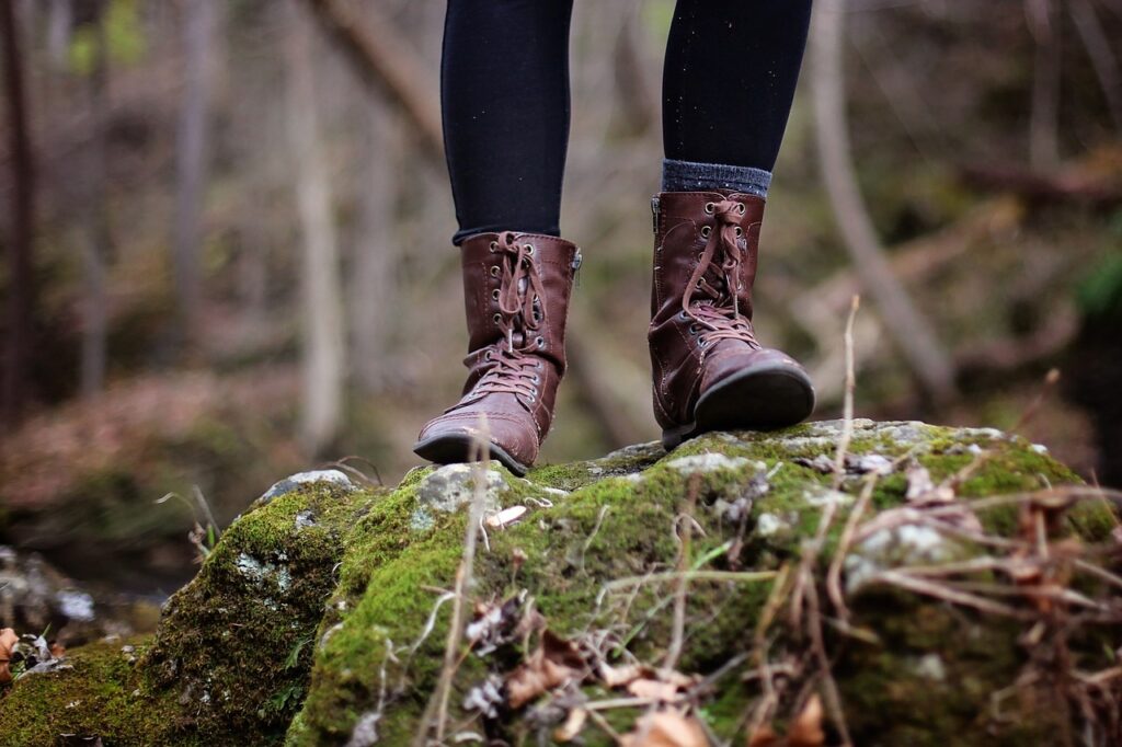 Image girl hiking shoes